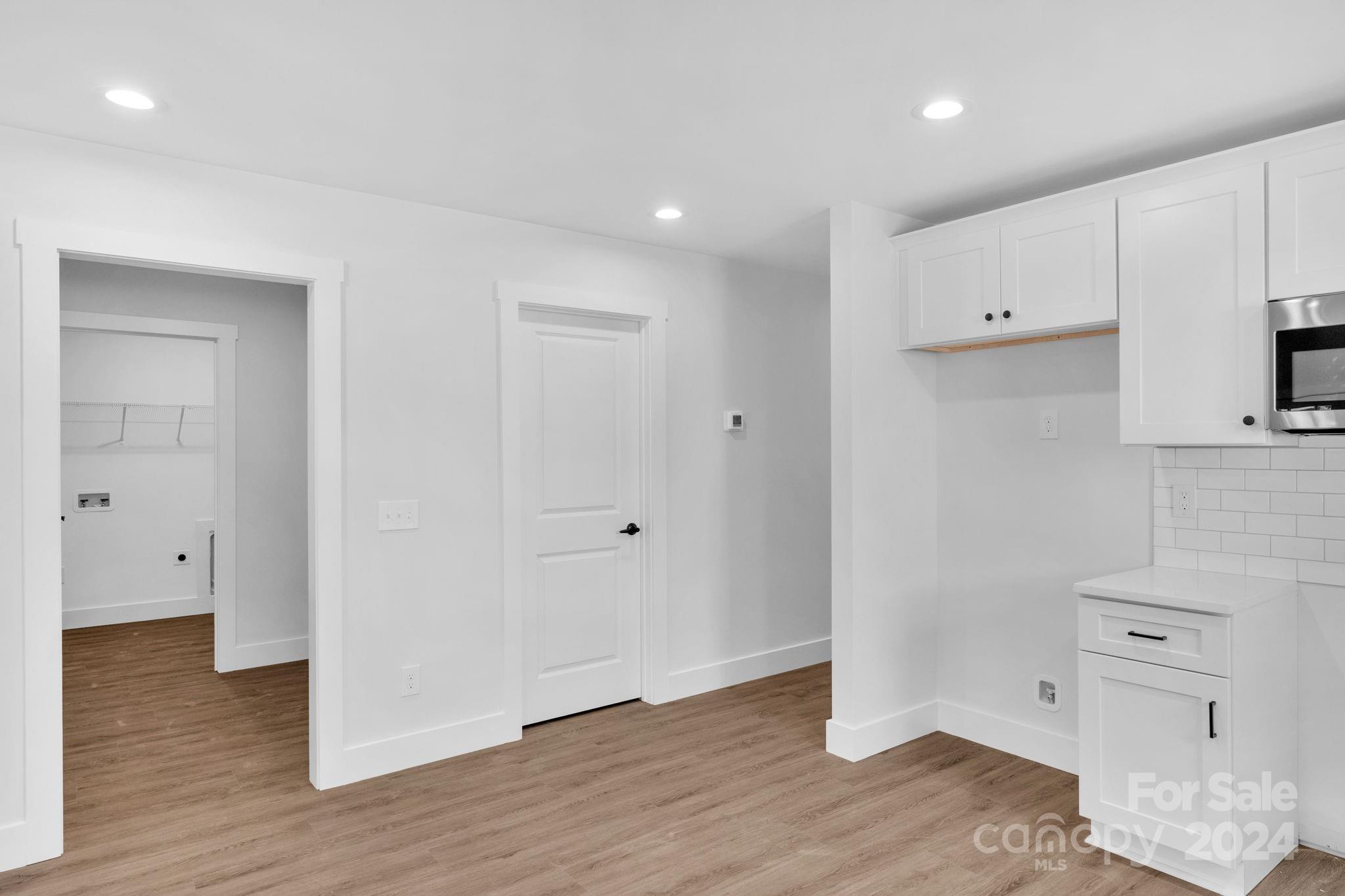 1241 Burris Boulevard