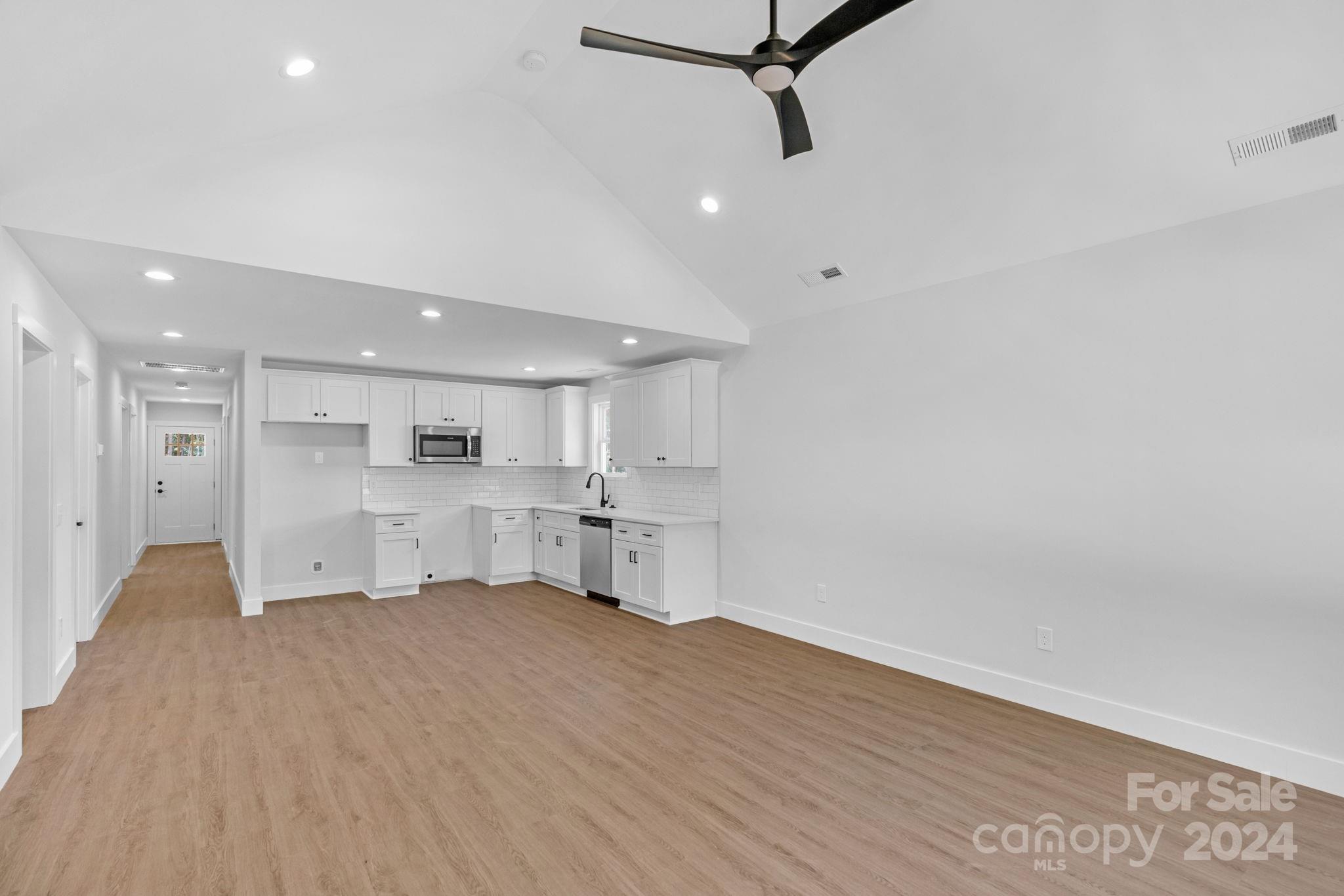 1241 Burris Boulevard