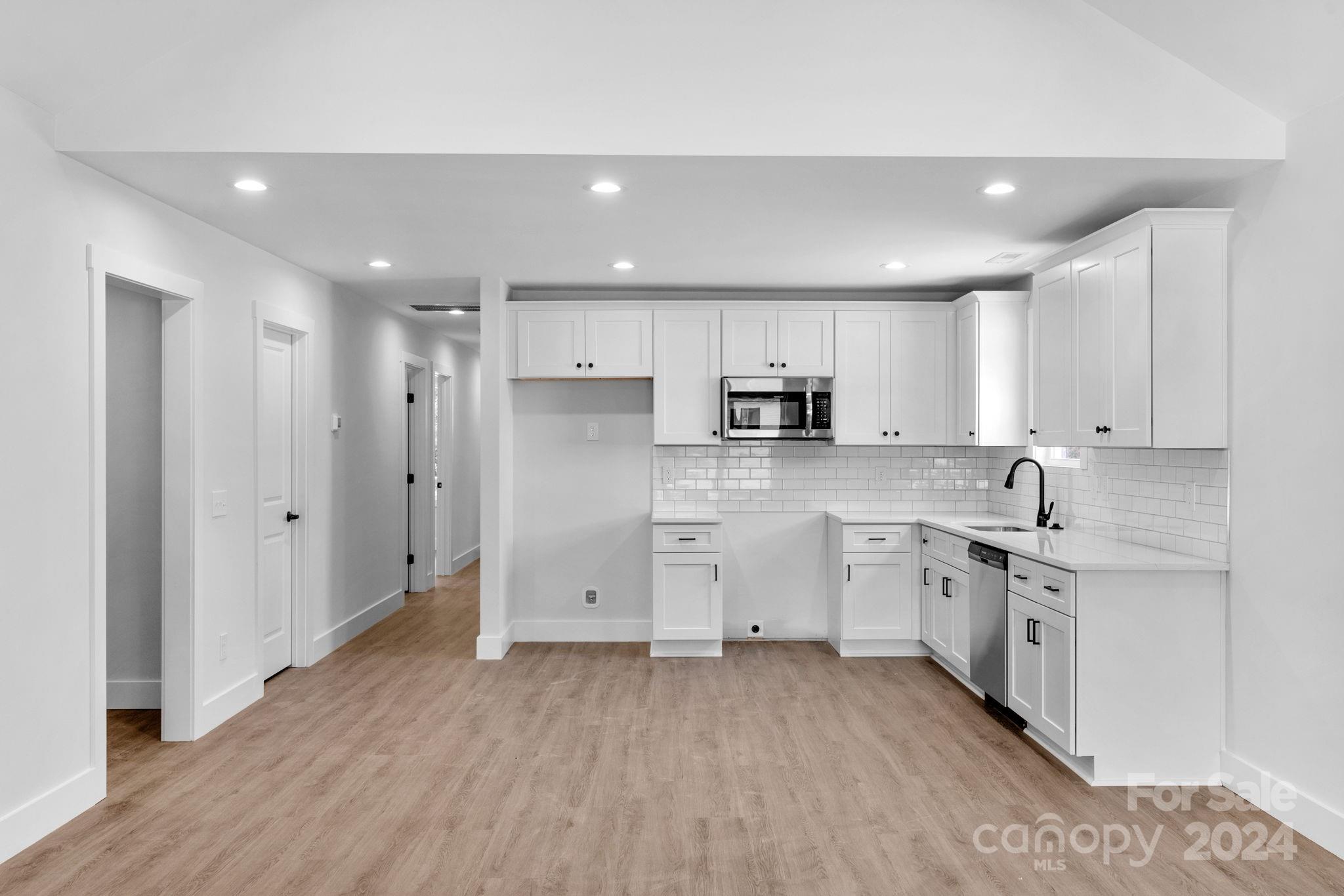 1241 Burris Boulevard