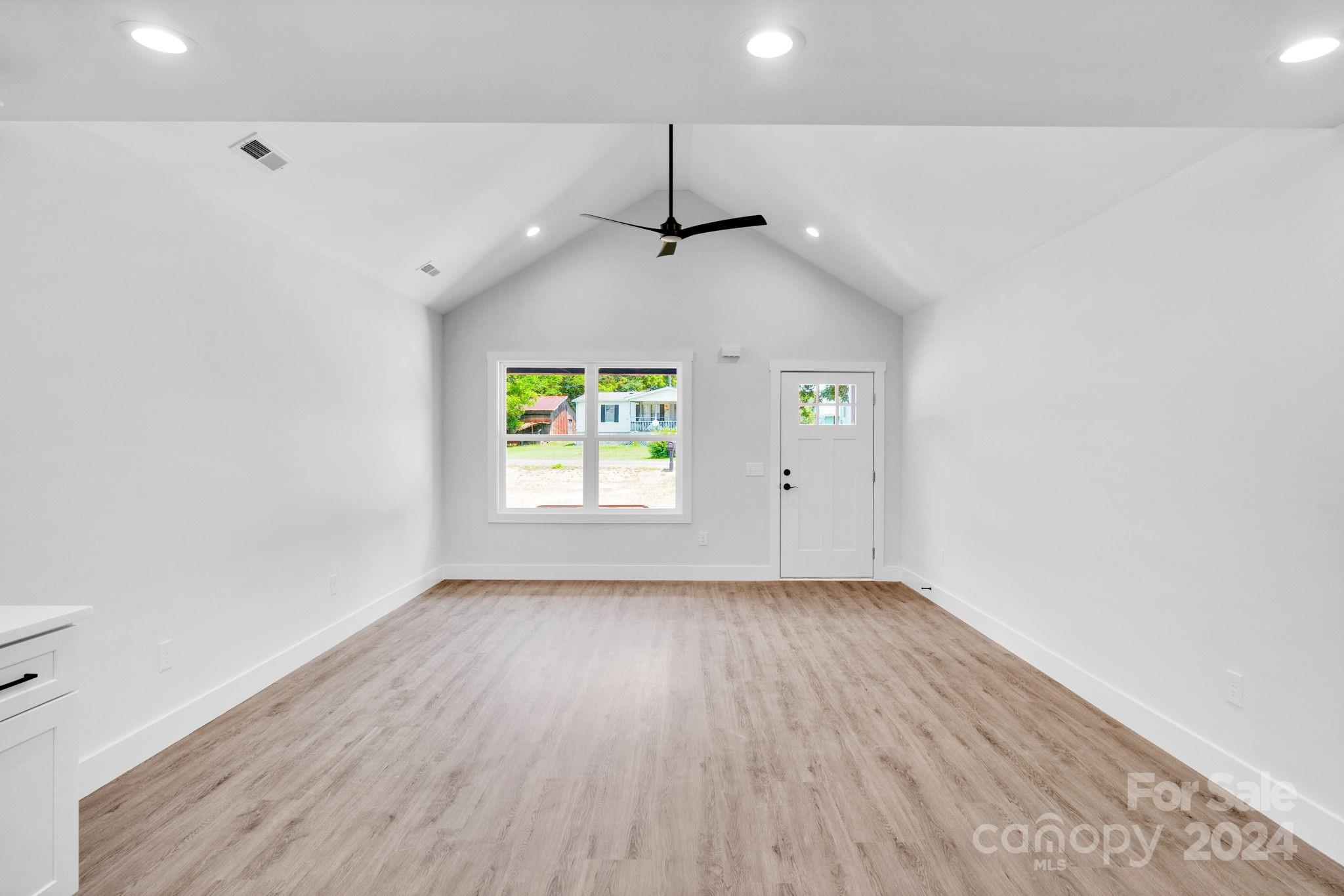 1241 Burris Boulevard