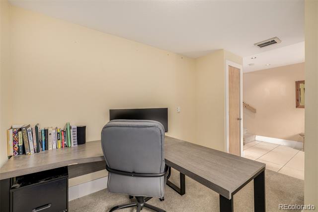 1550 W 37th Avenue