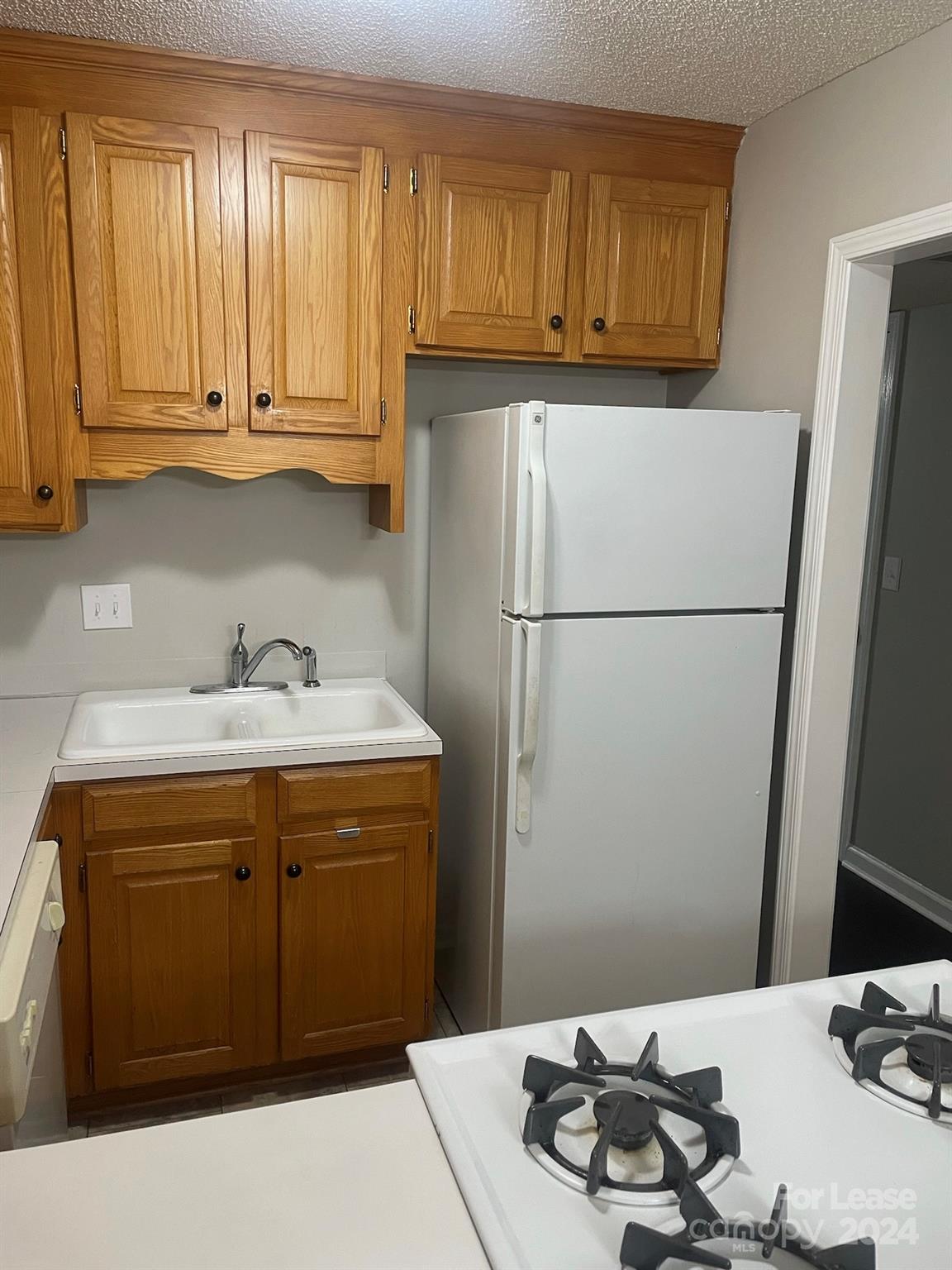 2433 1st Street Unit: 26