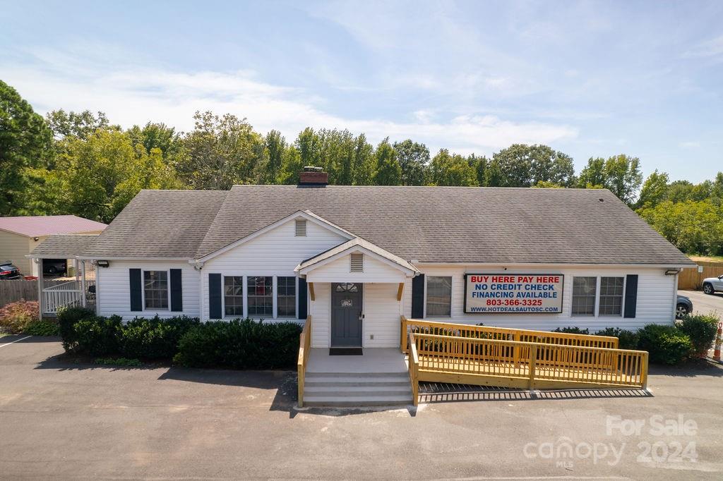 1244 Anderson Road S