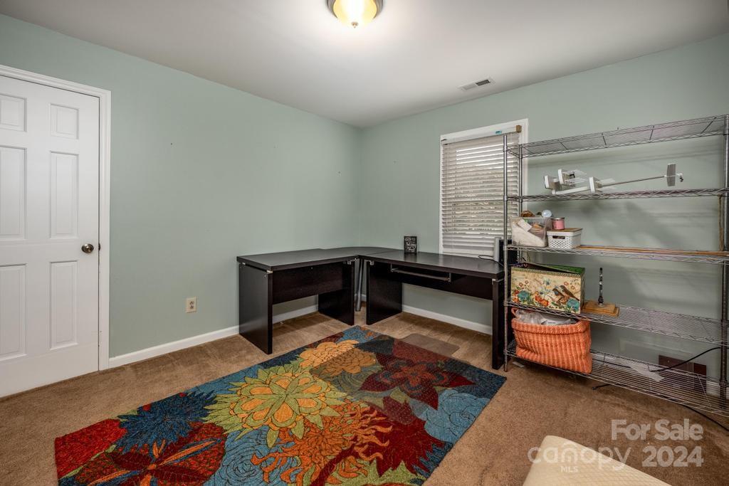 326 Thistle Lane