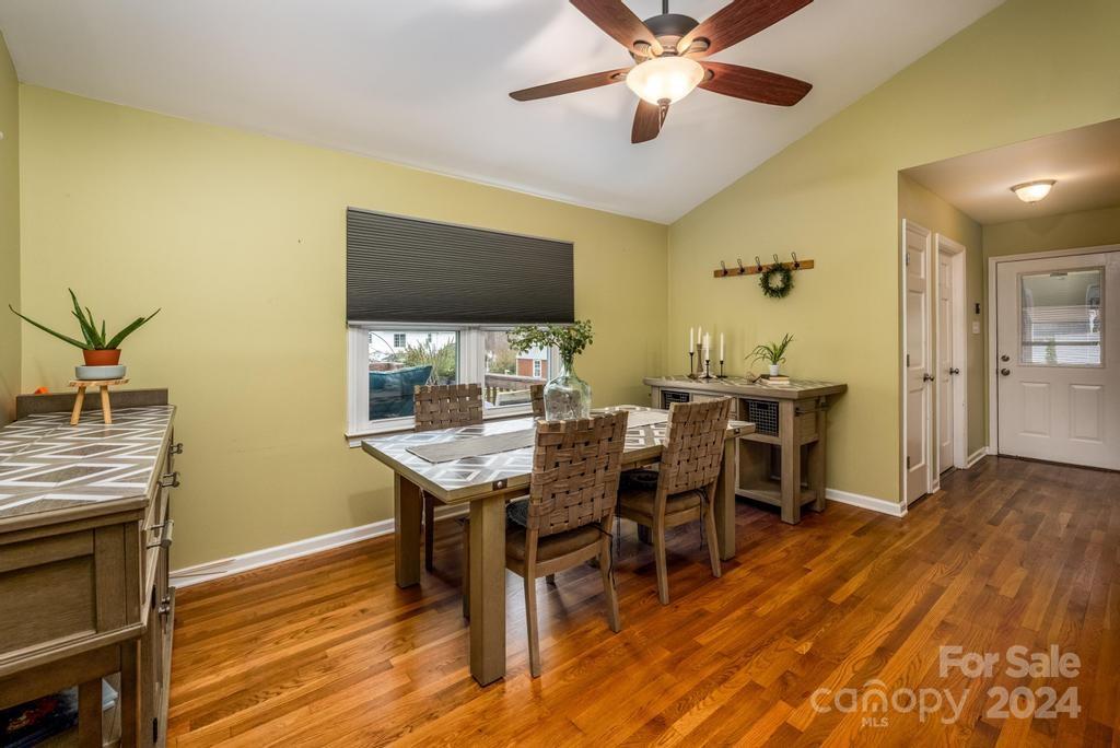 326 Thistle Lane