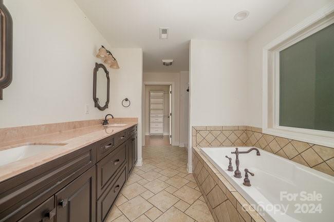 2206 Evergreen Drive