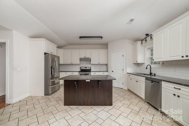 2206 Evergreen Drive