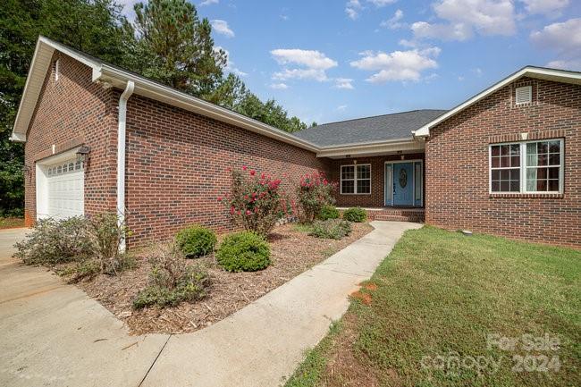 2206 Evergreen Drive