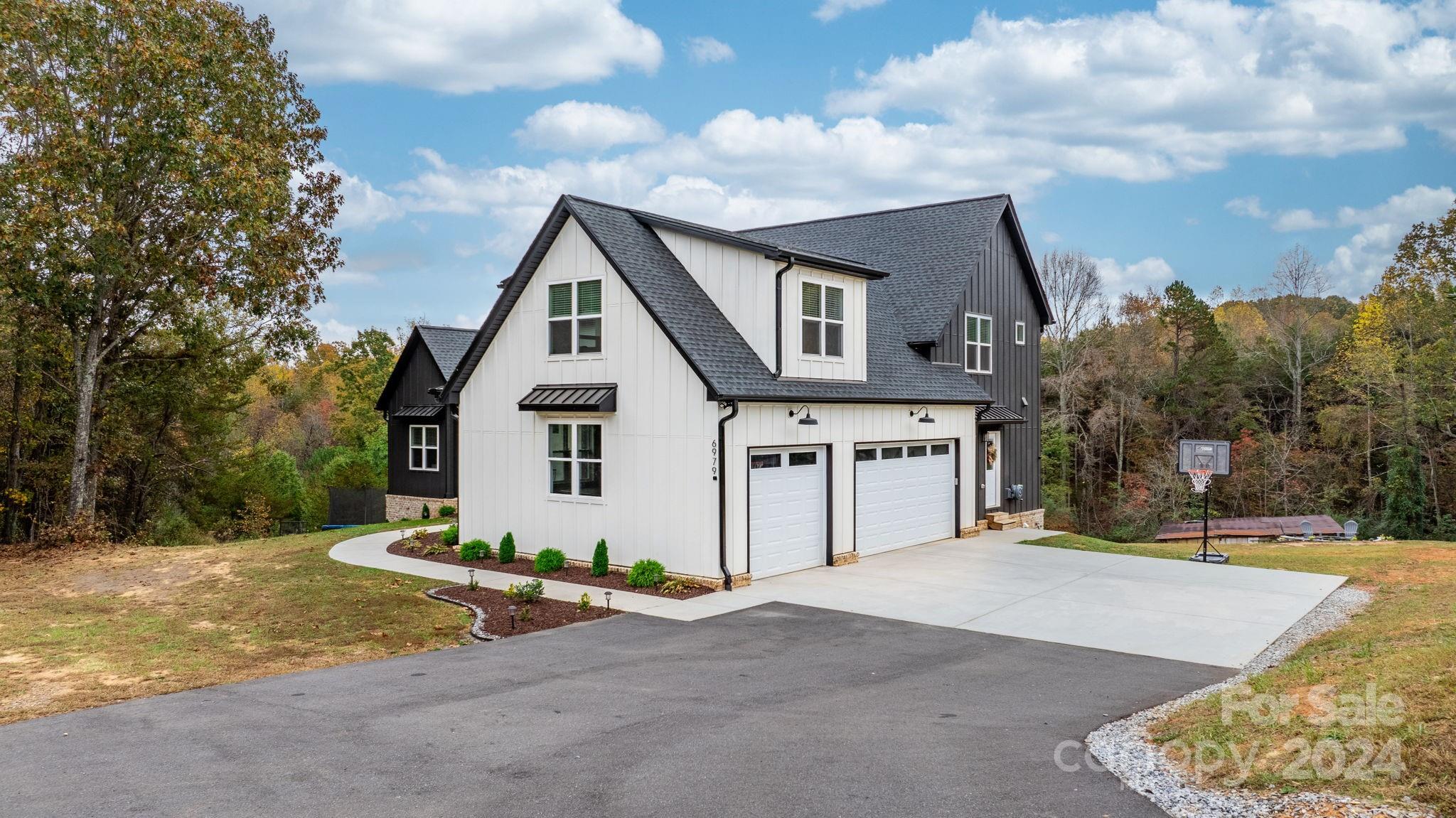 6979 W NC 10 Highway