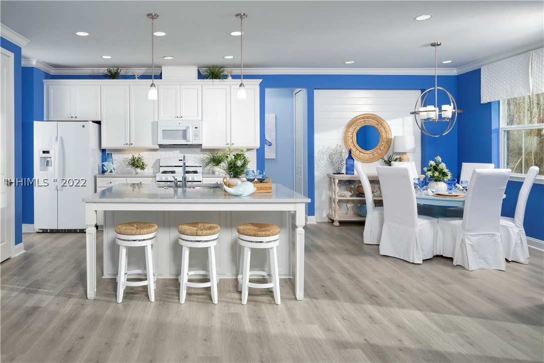 1530 Shoreside Drive Unit: 101