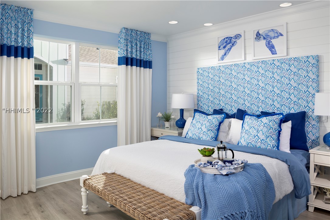 1530 Shoreside Drive Unit: 101