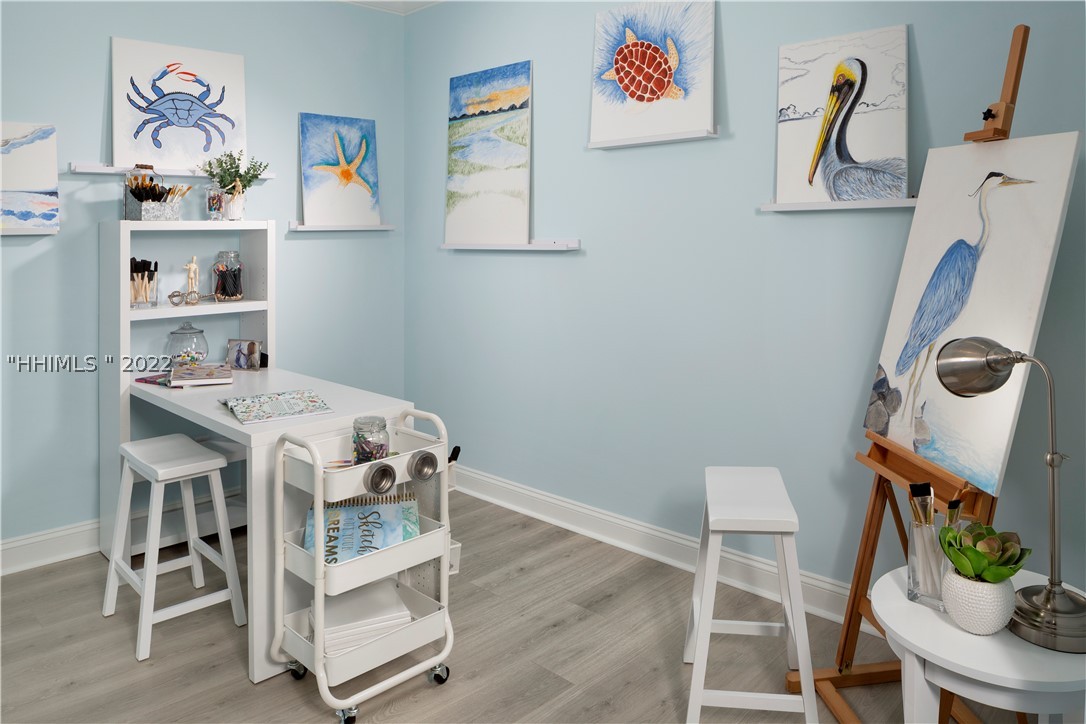 1530 Shoreside Drive Unit: 101