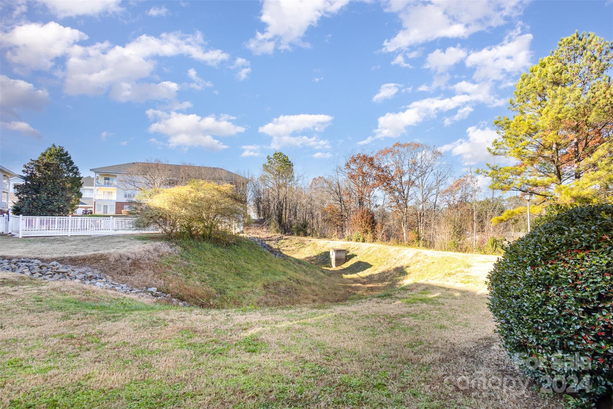 9315 Meadow Vista Road