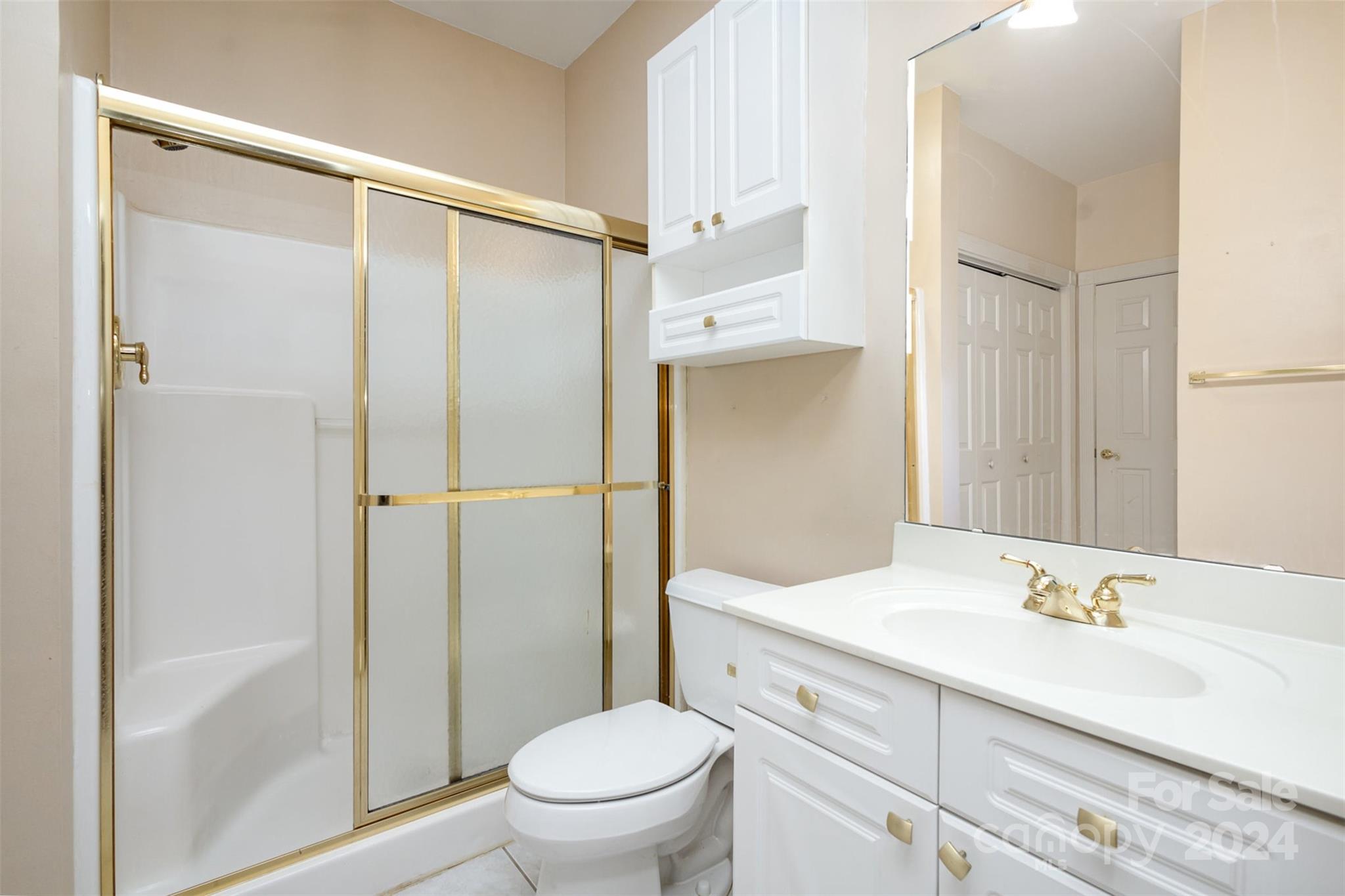 9315 Meadow Vista Road