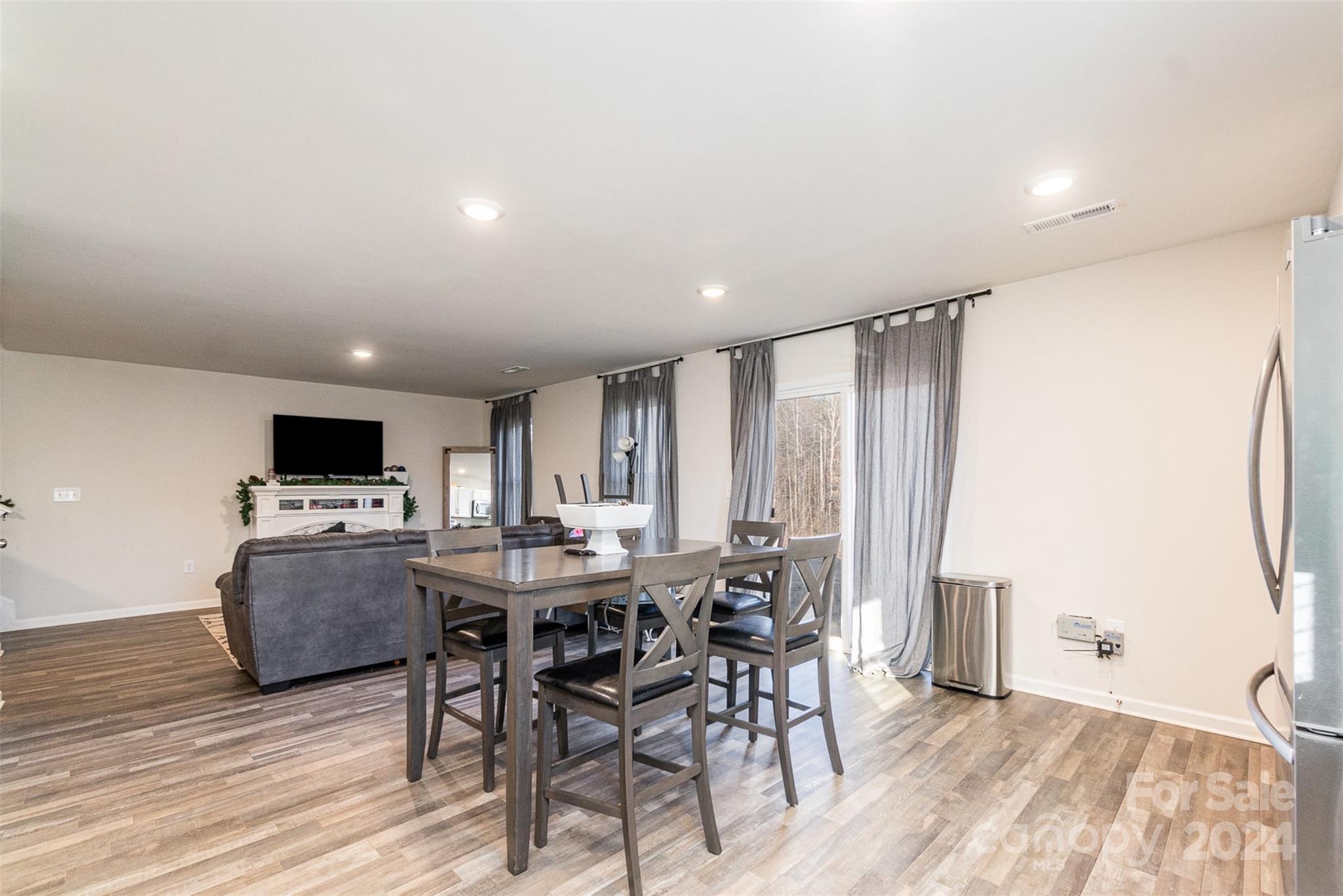 3321 Rian Drive