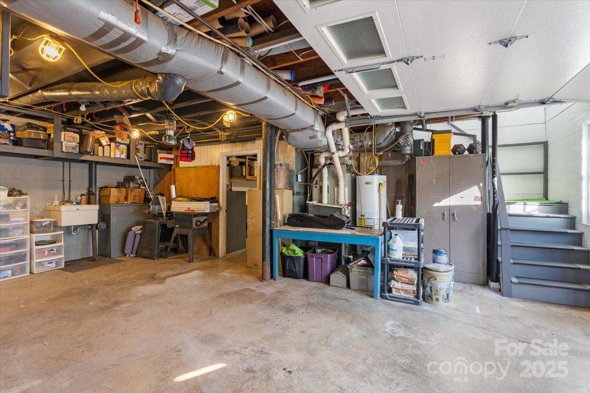 2102 Monticello Drive