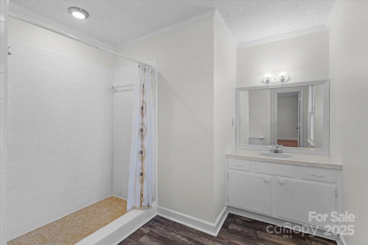 2102 Monticello Drive
