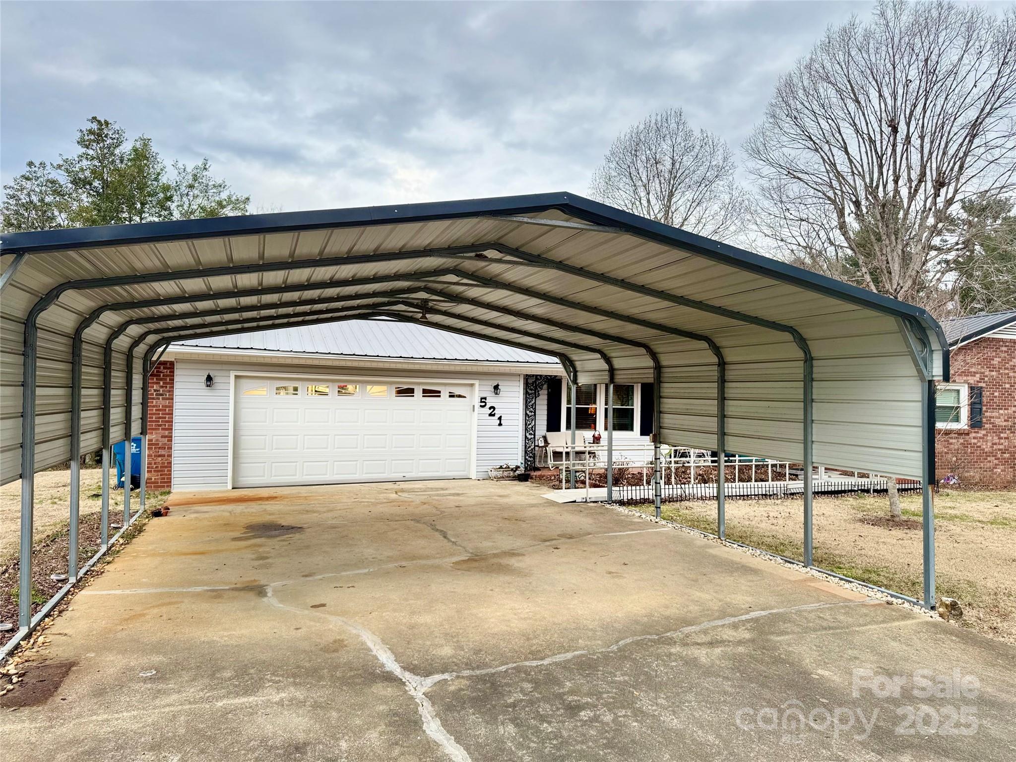 521 Circle Drive
