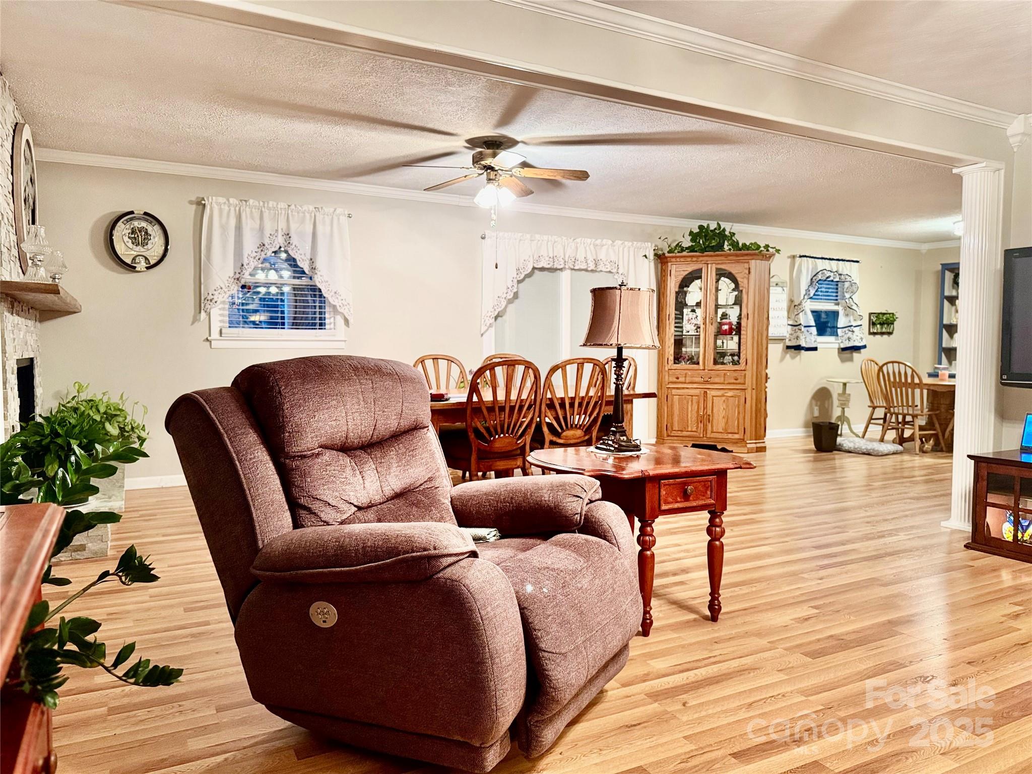 521 Circle Drive