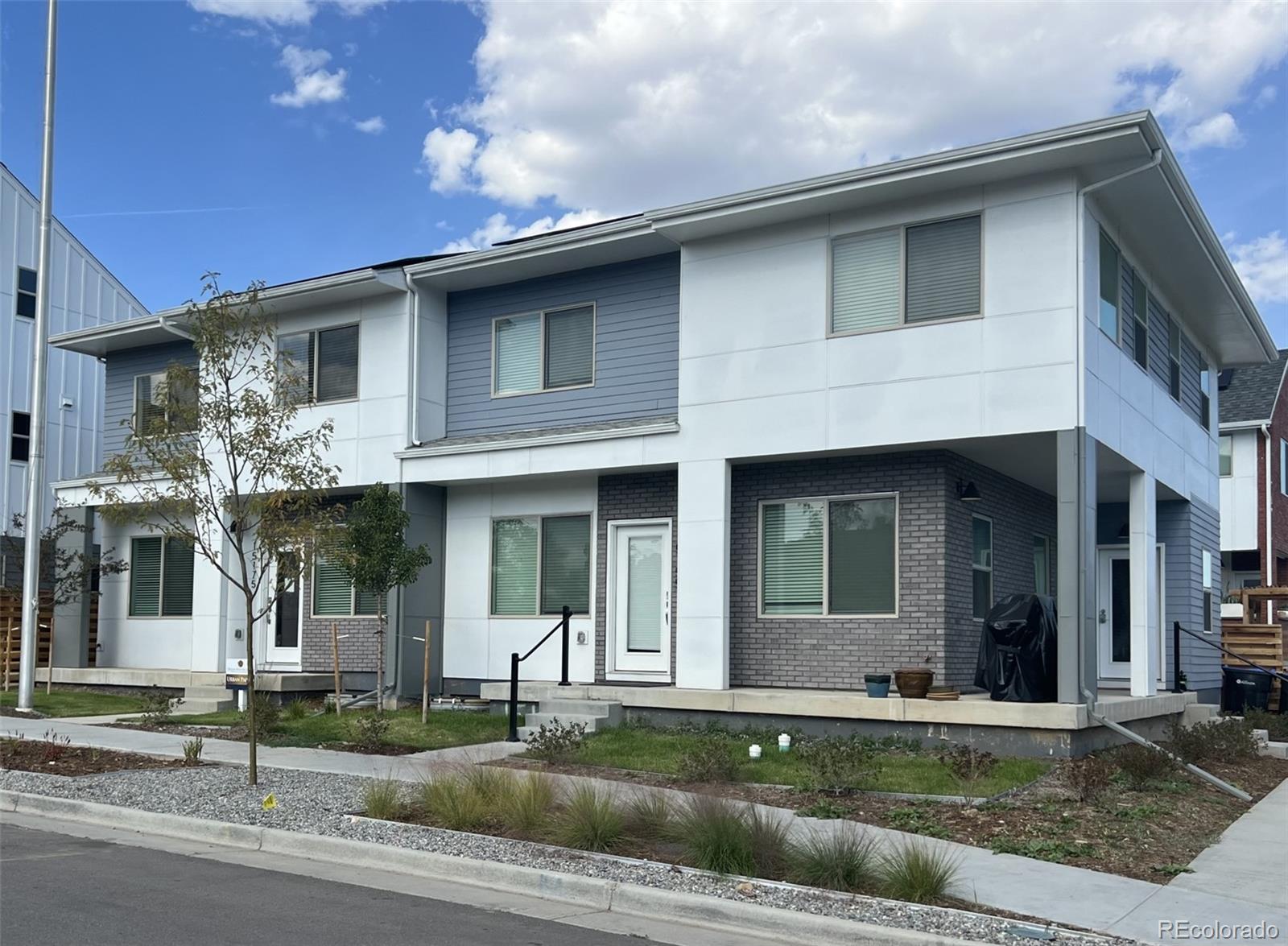 15242 W 69th Place