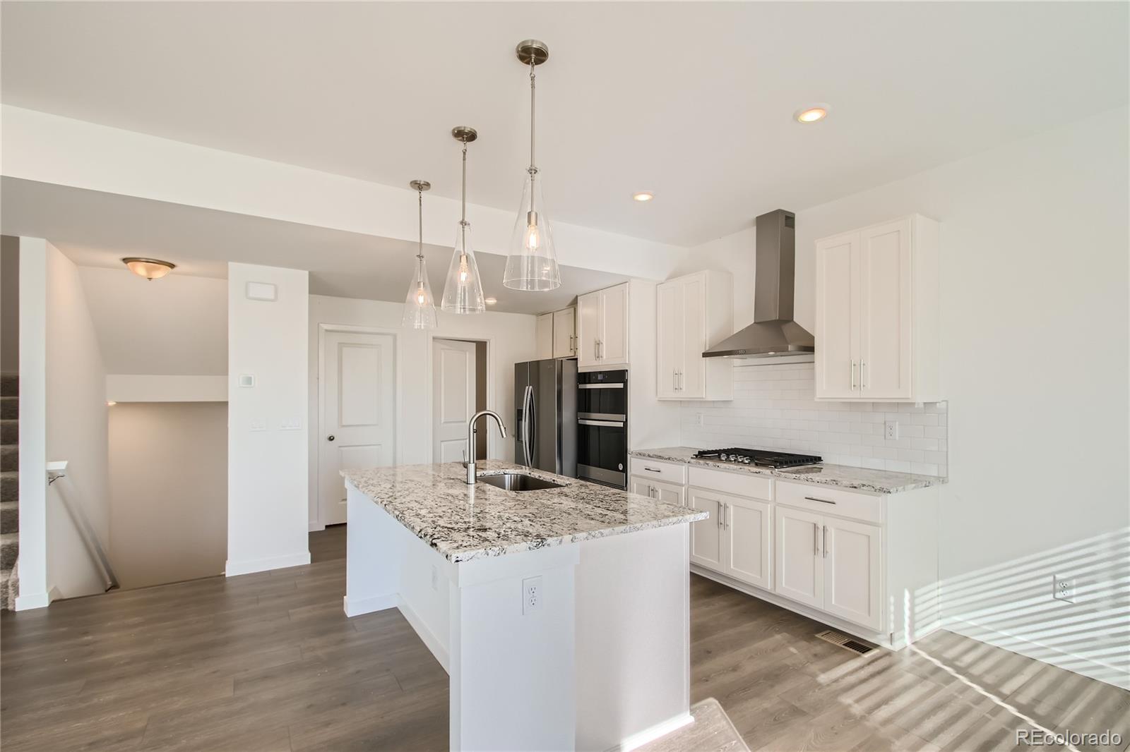 15242 W 69th Place