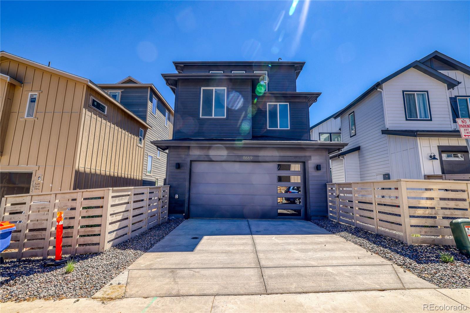 8669 Middle Fork Street
