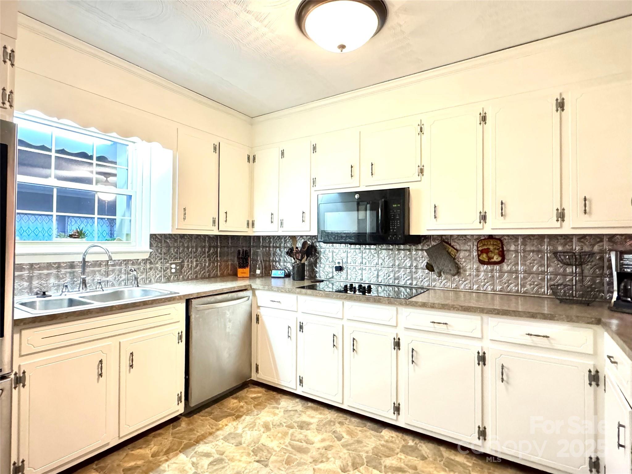 2467 Birchdale Drive