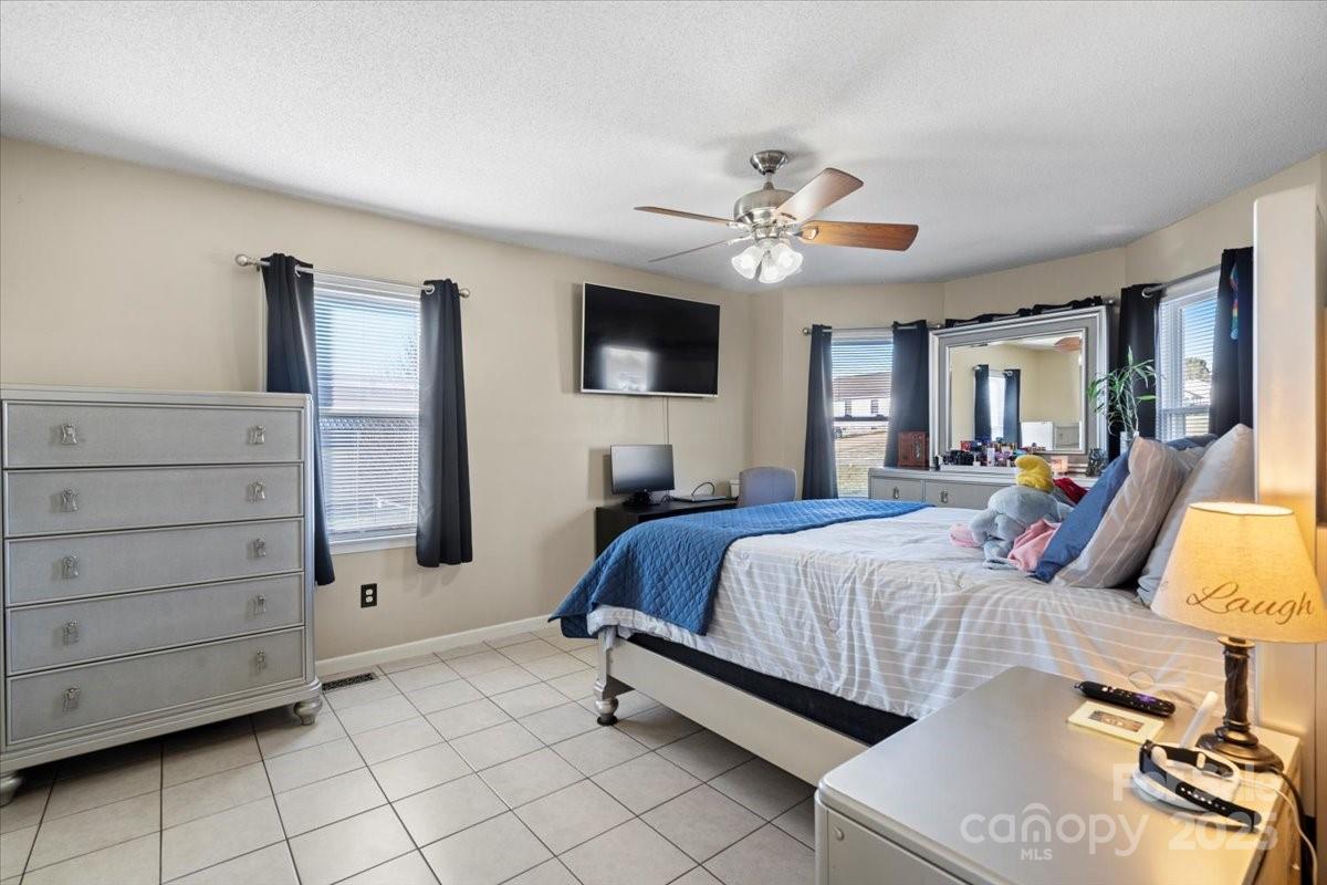 2745 River Meadows Court