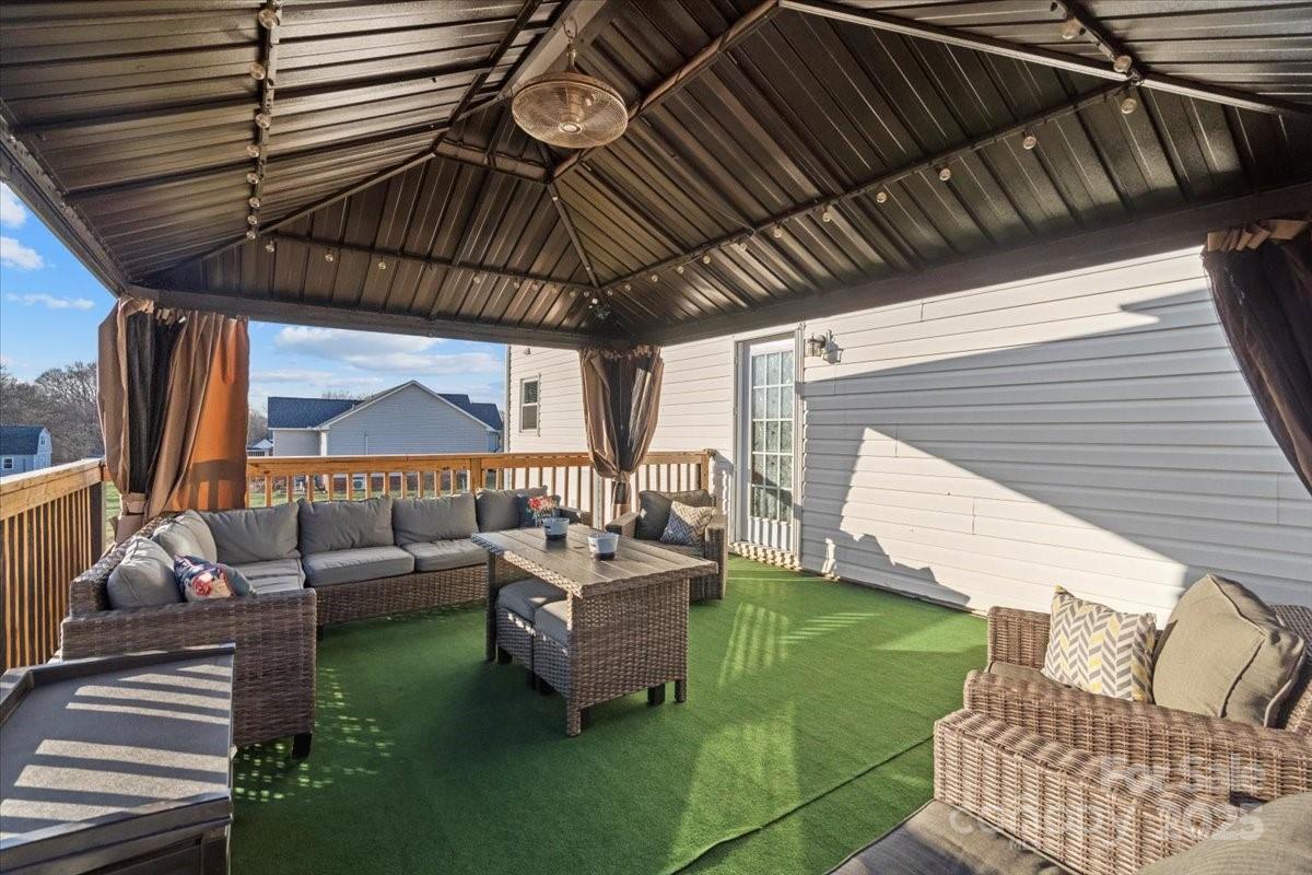 2745 River Meadows Court