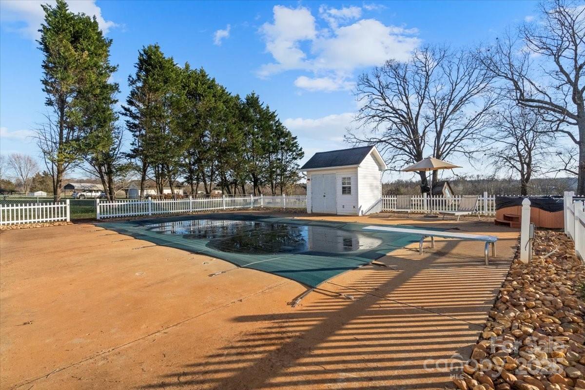 2745 River Meadows Court