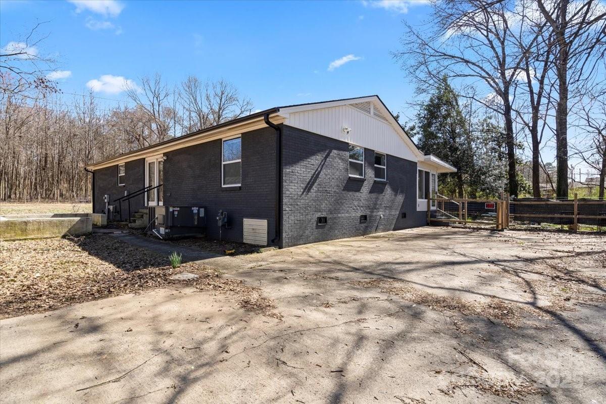 1536 Plyler Lake Road