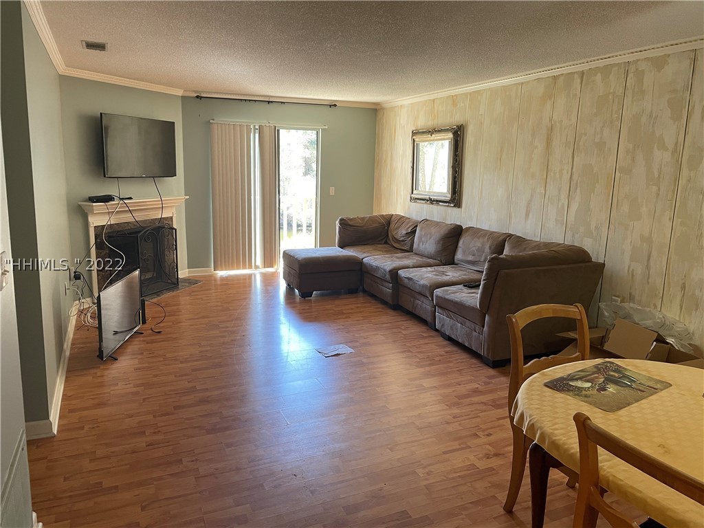155 Dillon Road Unit: 1811