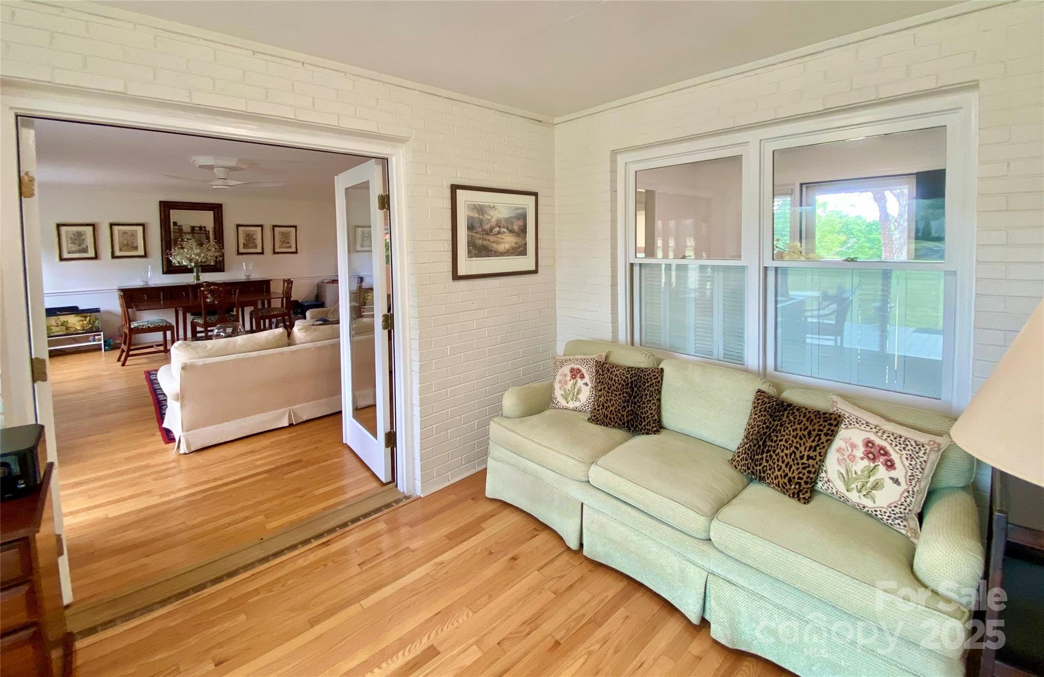5119 Blackberry Lane