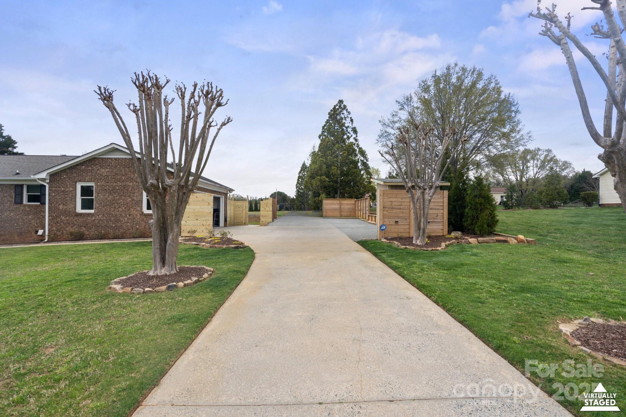 5119 Blackberry Lane