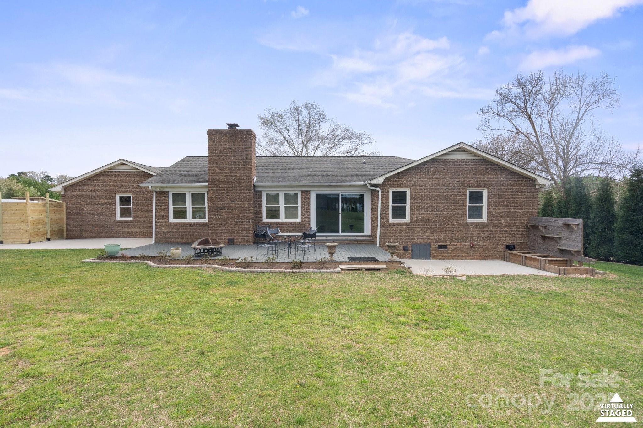 5119 Blackberry Lane