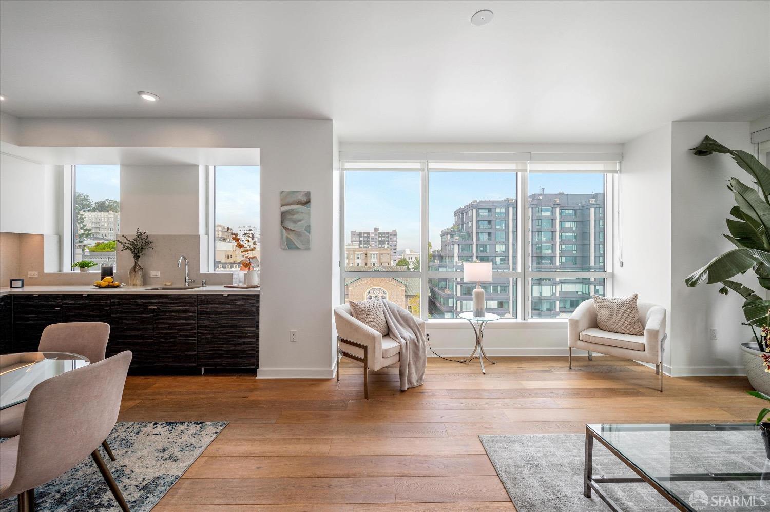 1688 Pine Street # W902