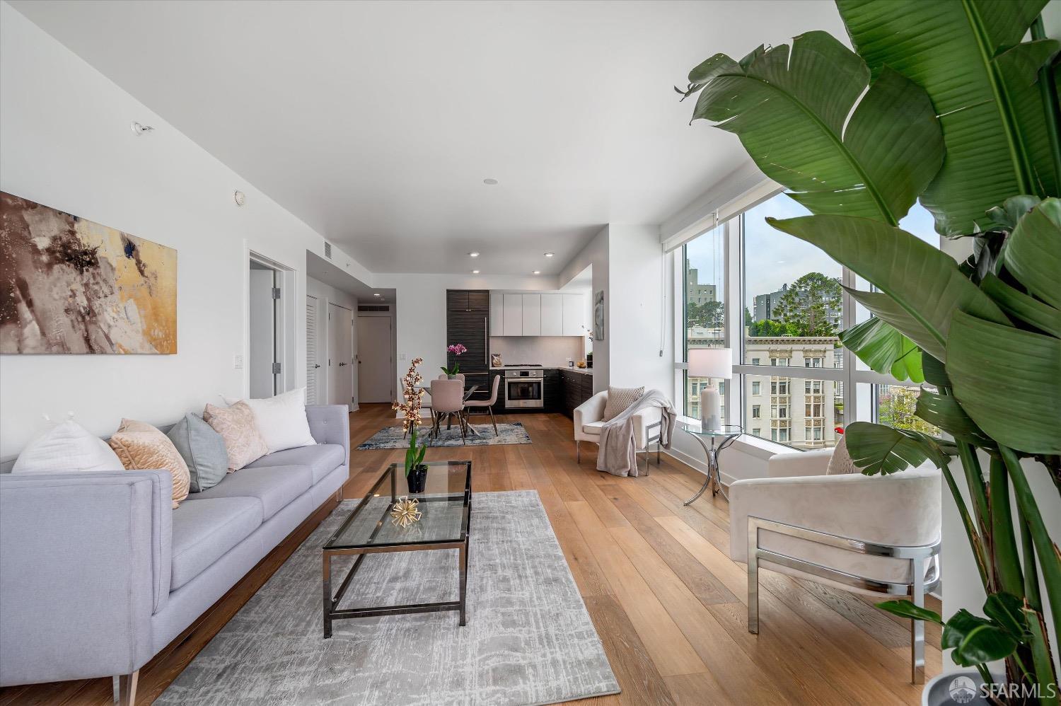 1688 Pine Street # W902
