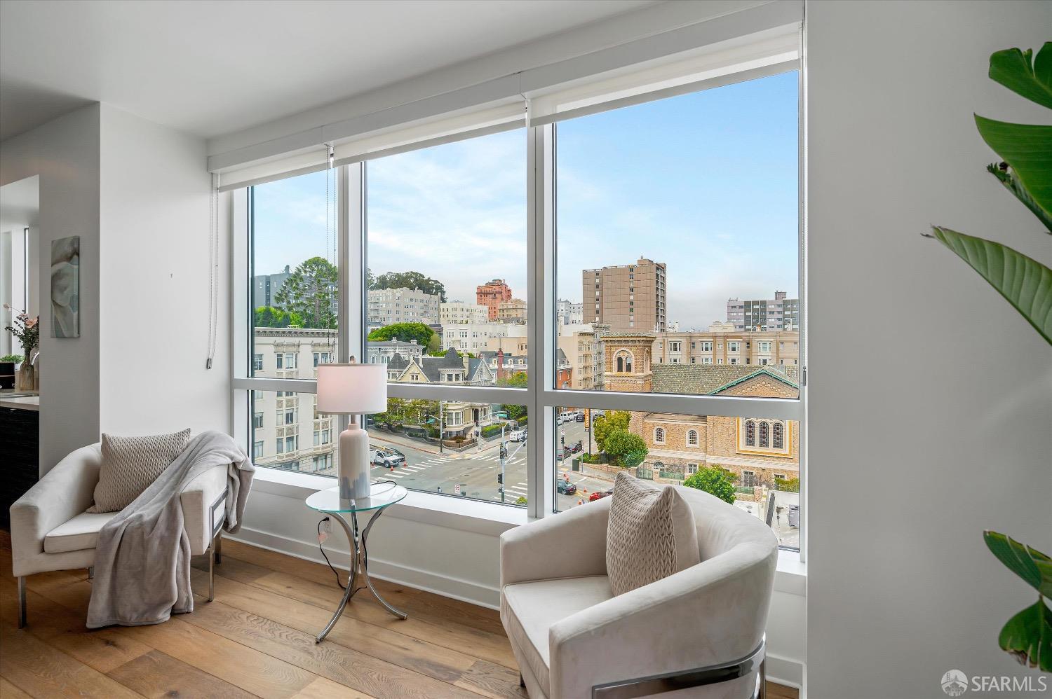 1688 Pine Street # W902