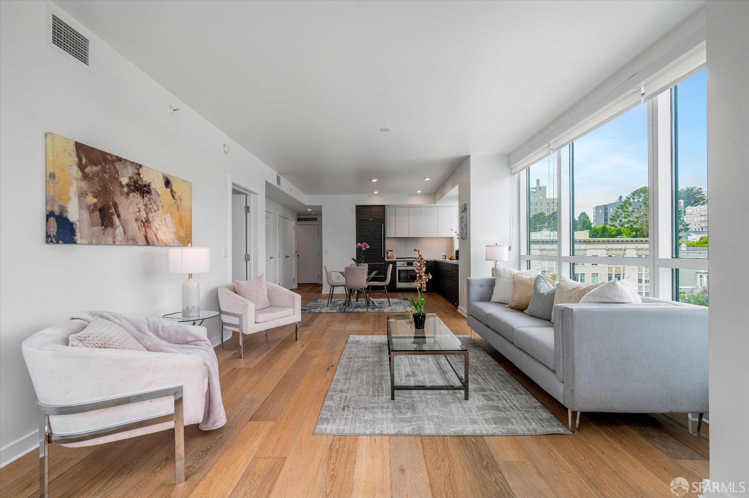 1688 Pine Street # W902