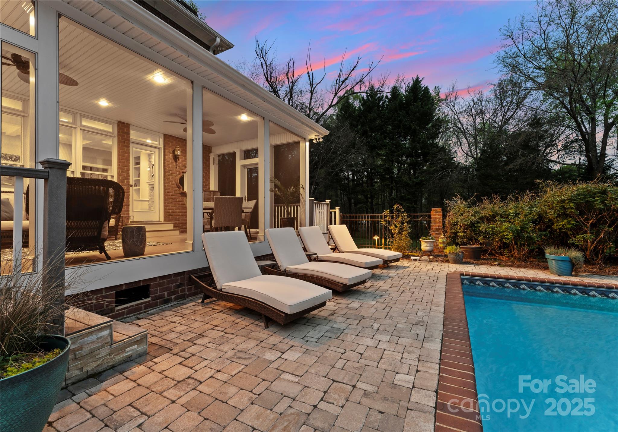 8963 Harris Road