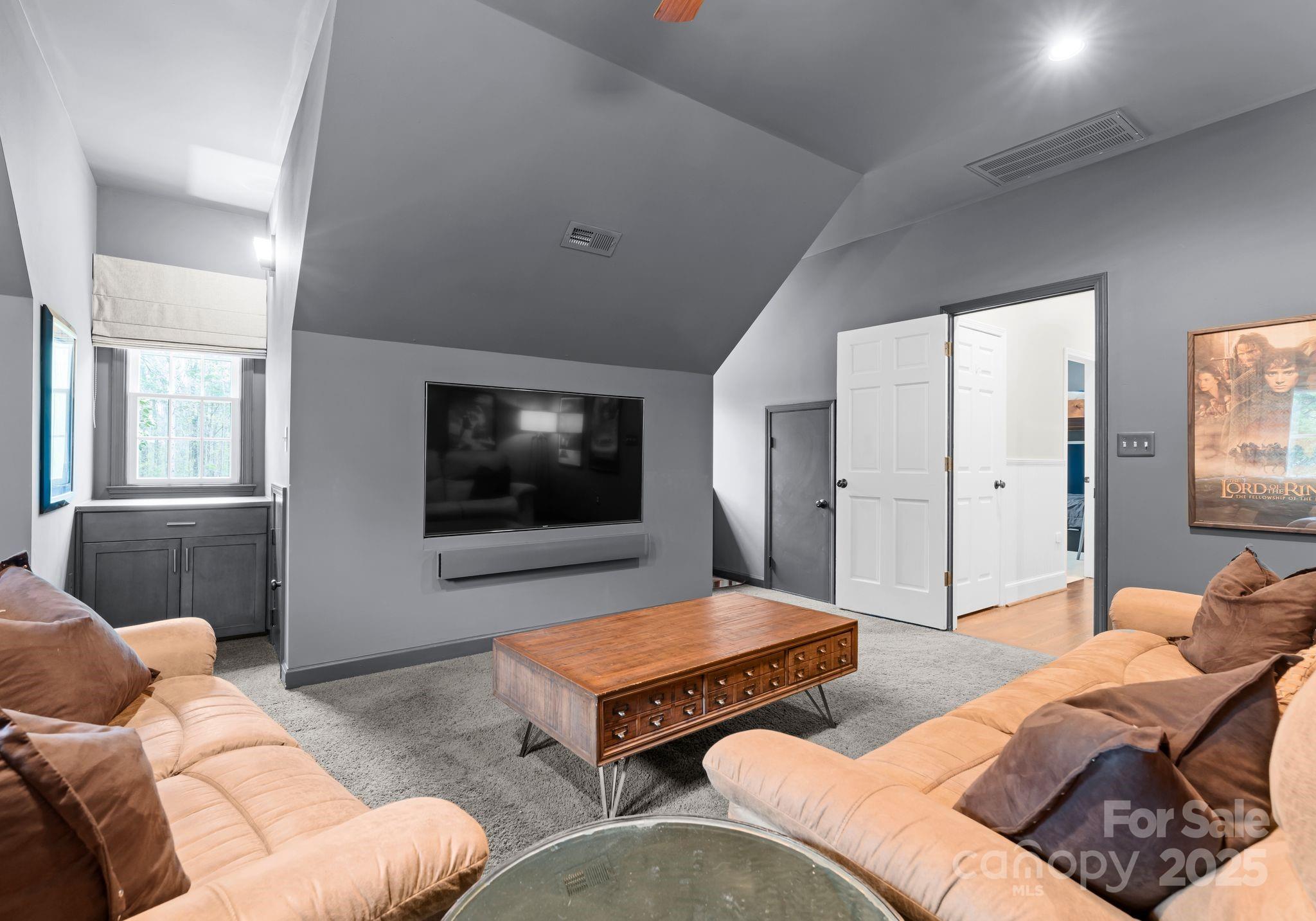 8963 Harris Road