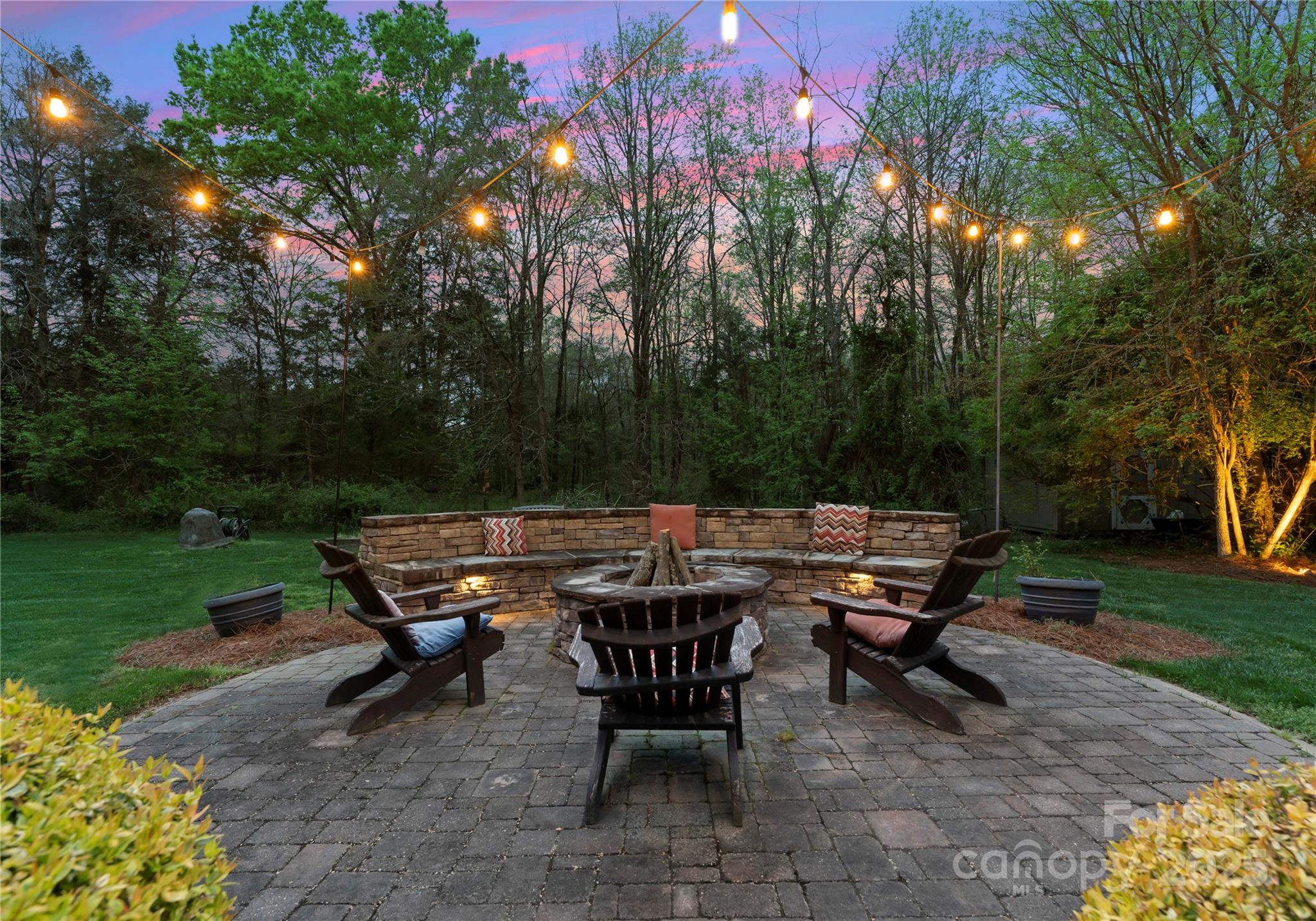 8963 Harris Road