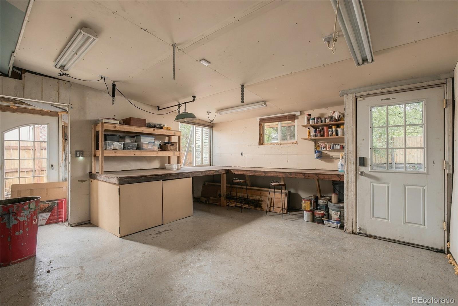 7058 W Roxbury Avenue