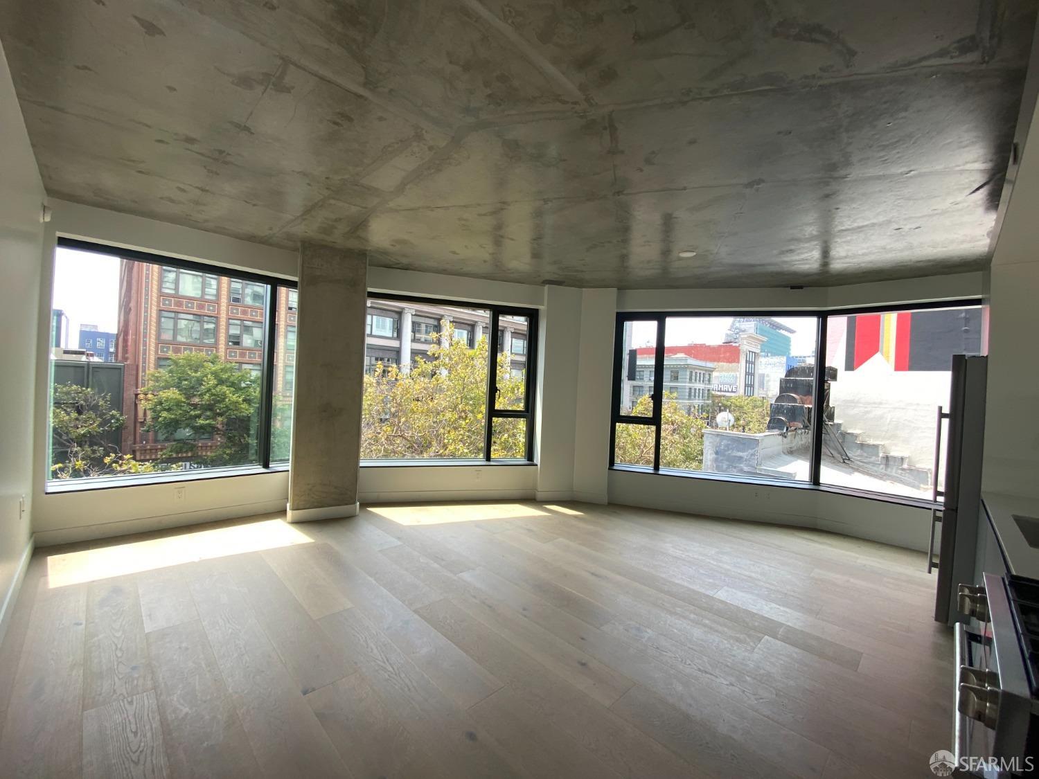960 Market Street # 415