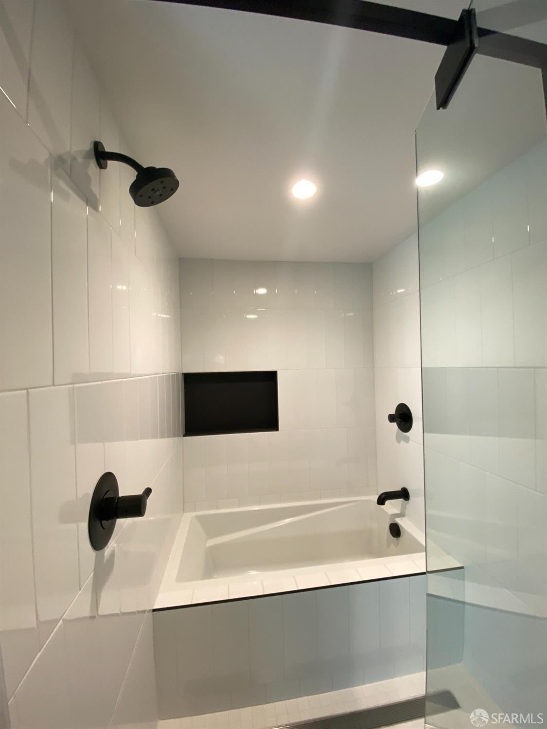 960 Market Street # 415