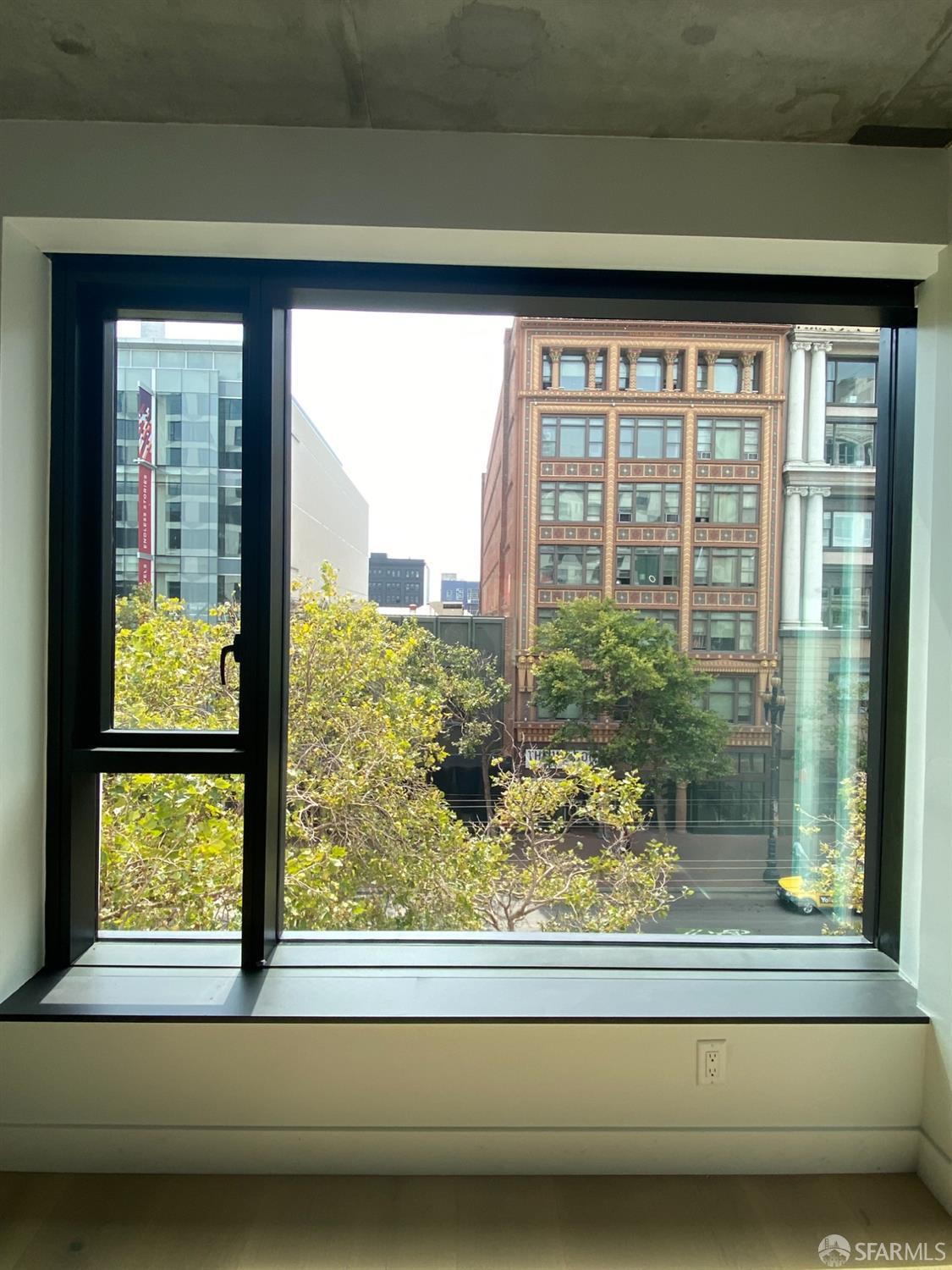 960 Market Street # 415
