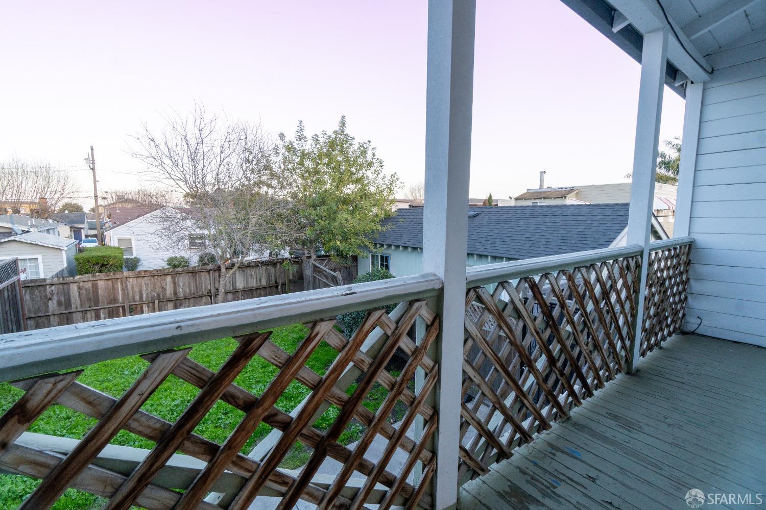 512 Elm Avenue