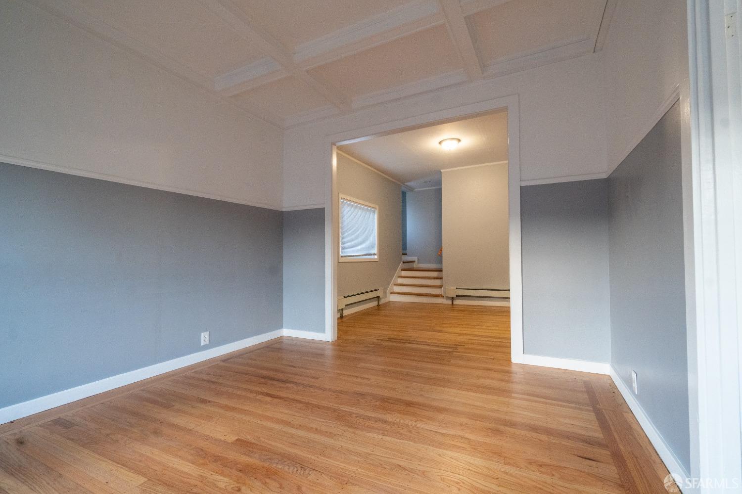 512 Elm Avenue