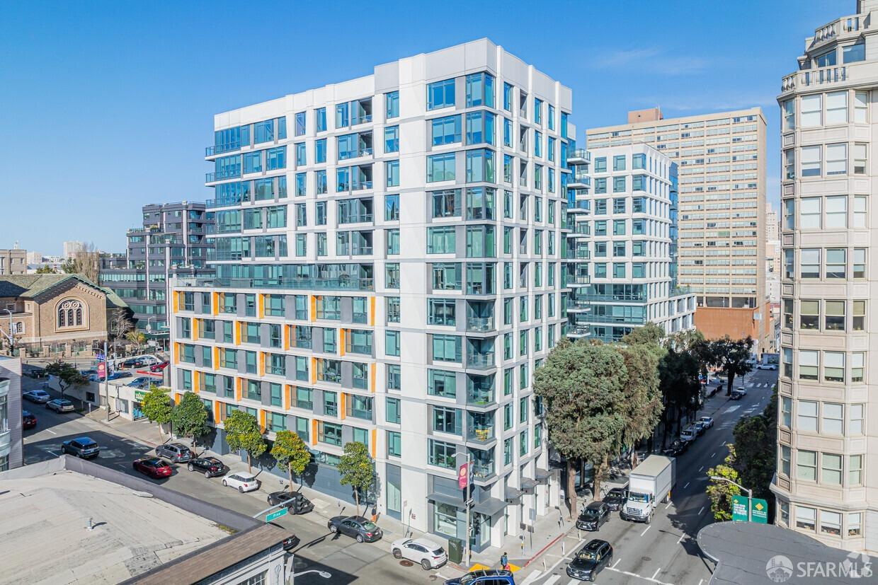 1688 Pine Street # W802