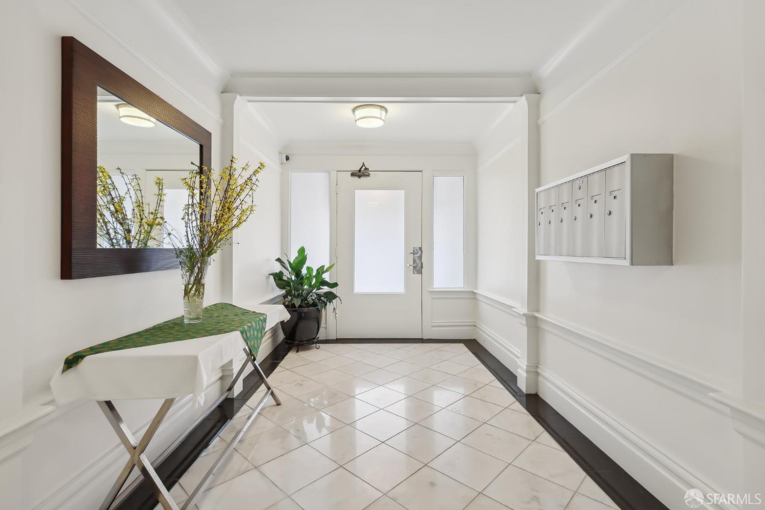 1530 Jones Street # 4